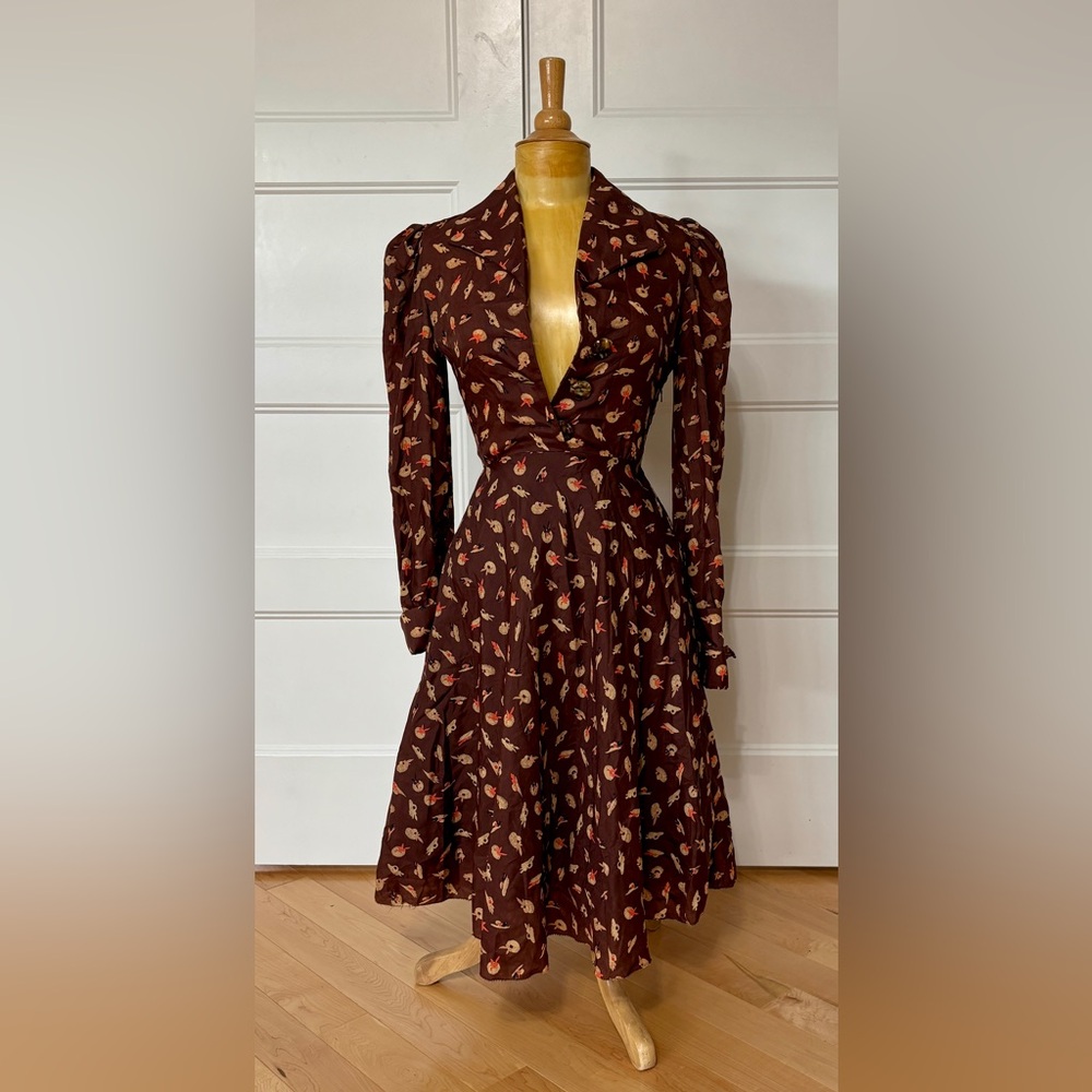 Petite Elegant Vintage Long Sleeve Brown and Red Dress